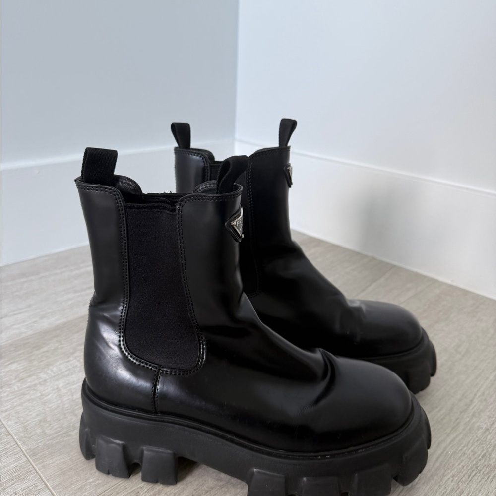 Prada Monolith Chelsea Boots Sz 39 - Picture 15 of 16